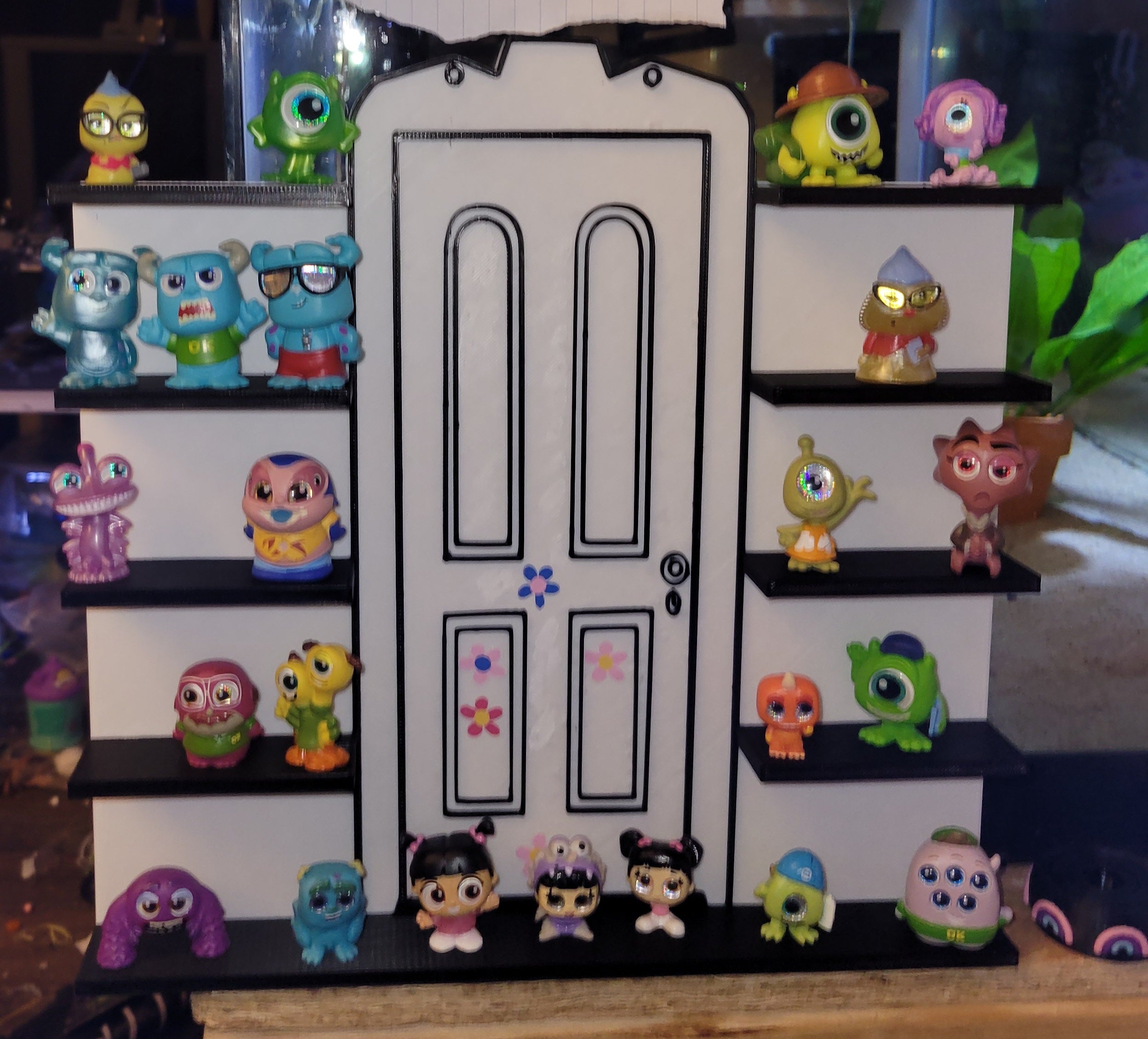 Boo's Door Doorables Shelf