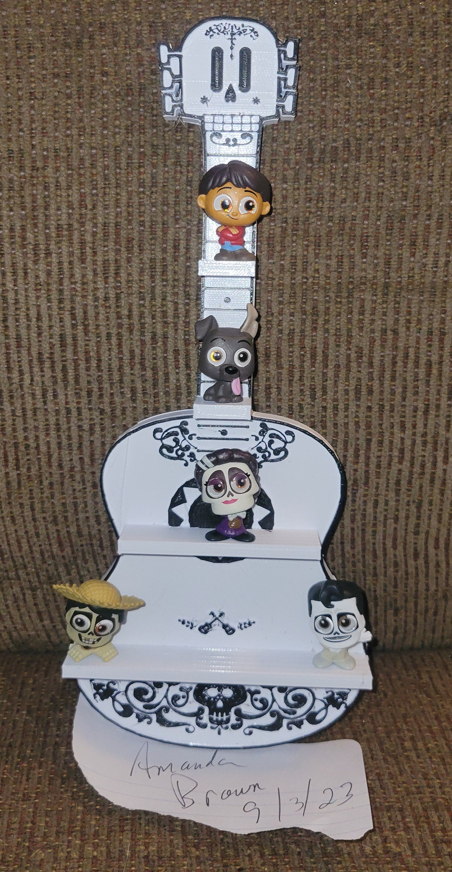 Coco Guitar Disney Doorables Shelf