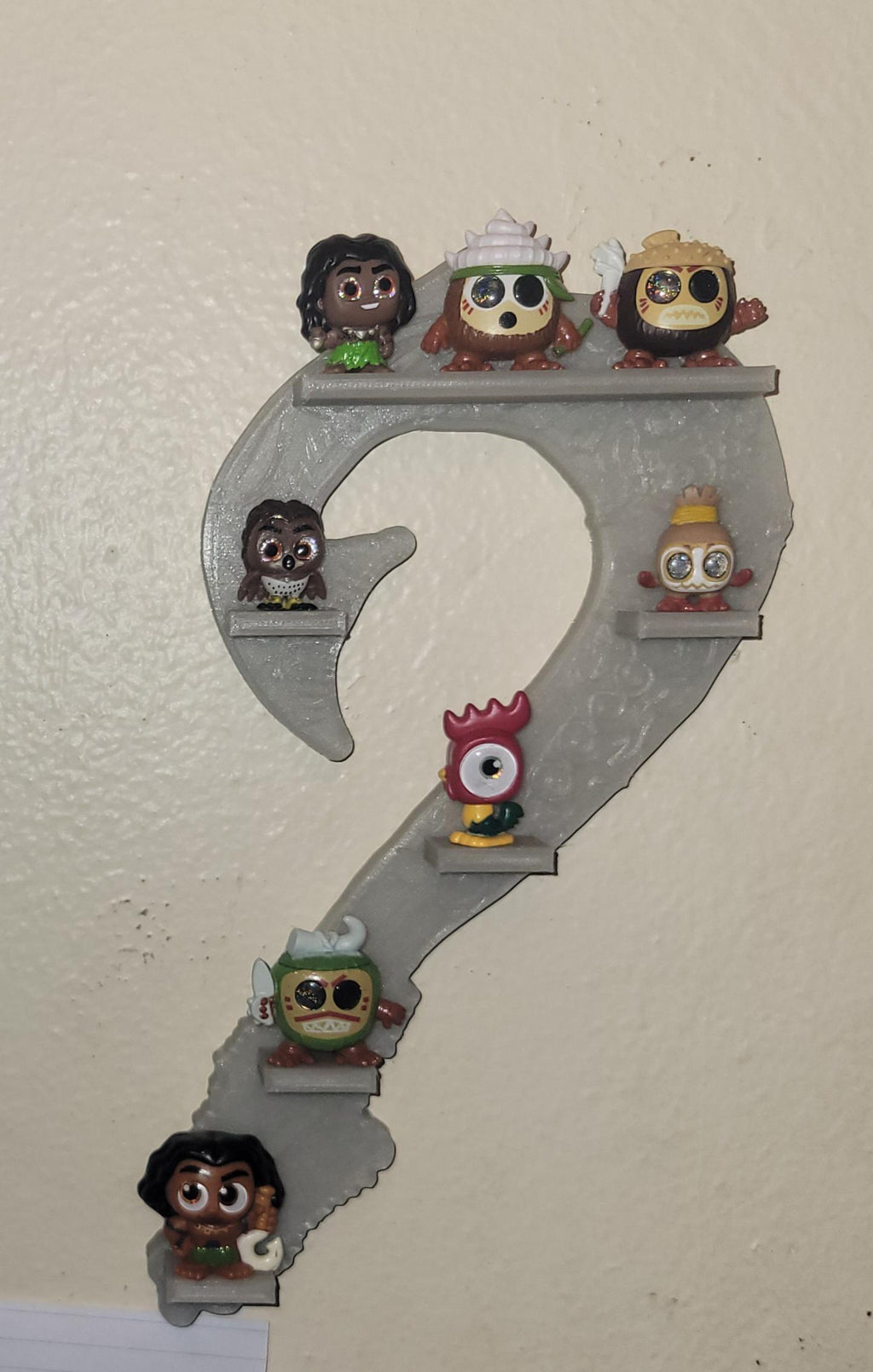 Maui Hook Shelf for Disney Doorables